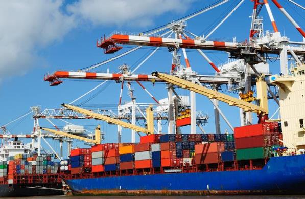 货代行业为全球物流提供了重要的支持，连接了贸易的每个环节